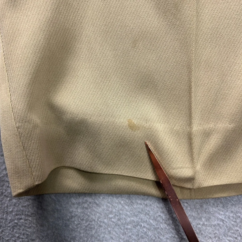 Tommy Bahama Flat Front Shorts Mens 32 Silk Cotton Khaki Golf Casual Beige